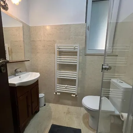 Comfort And Quiet In Centre Apartament